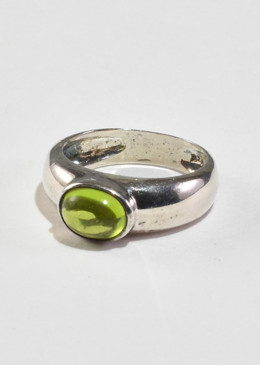 Oval Peridot Ring