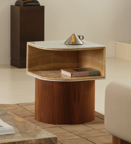 Camelo Side Table