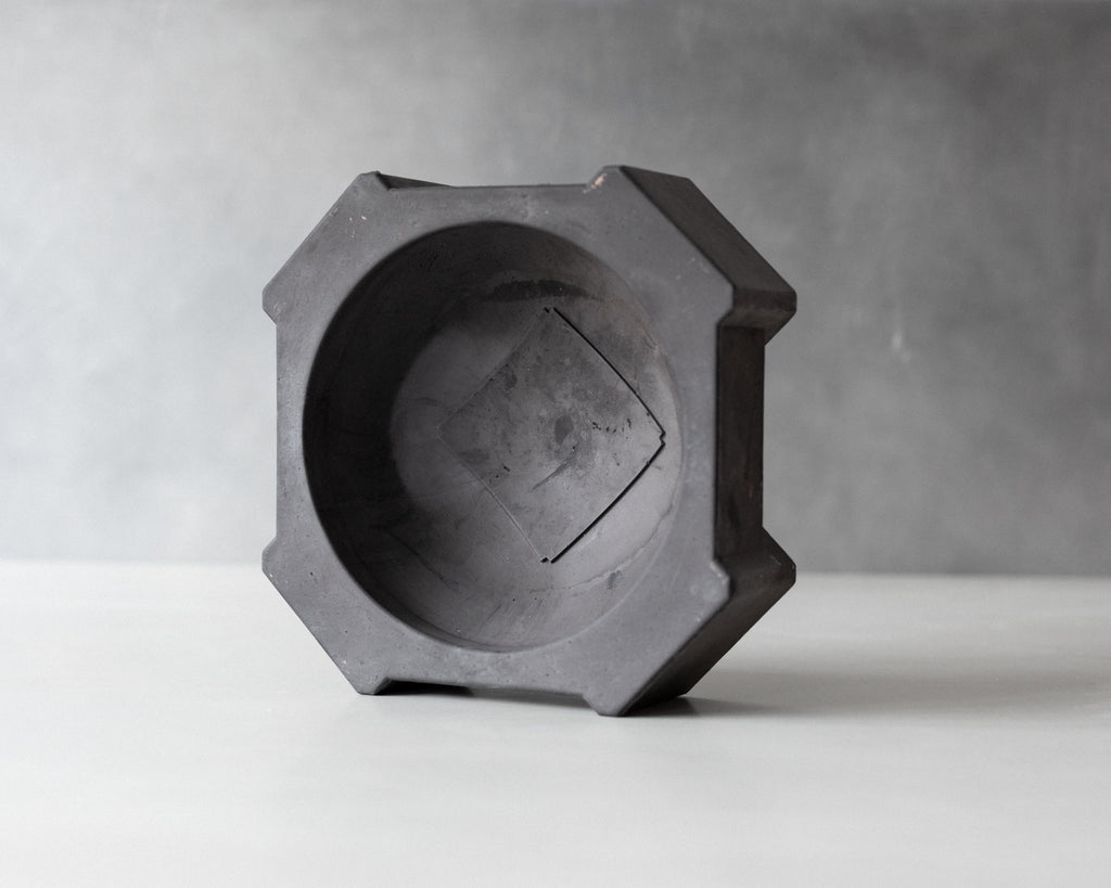 BRUTALIST CATCH-ALL, 2023 - Volcanic Black