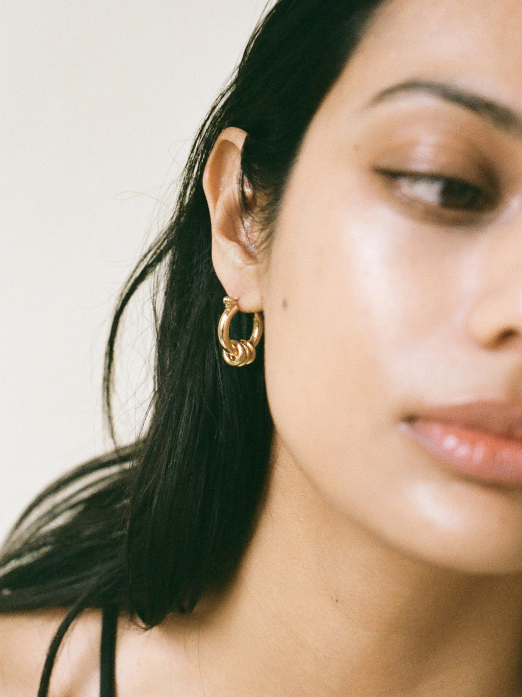 Fillia Earrings