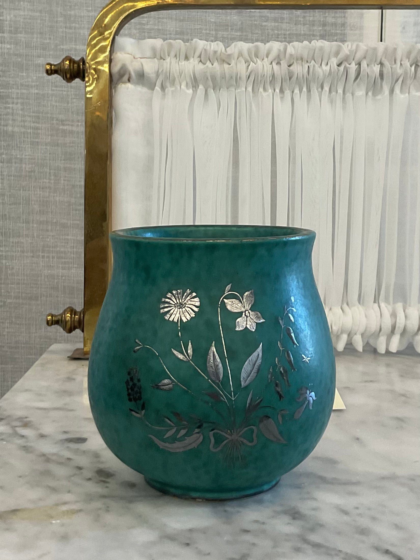 "Argenta" Vase by Wilhem Köge depicting flowers