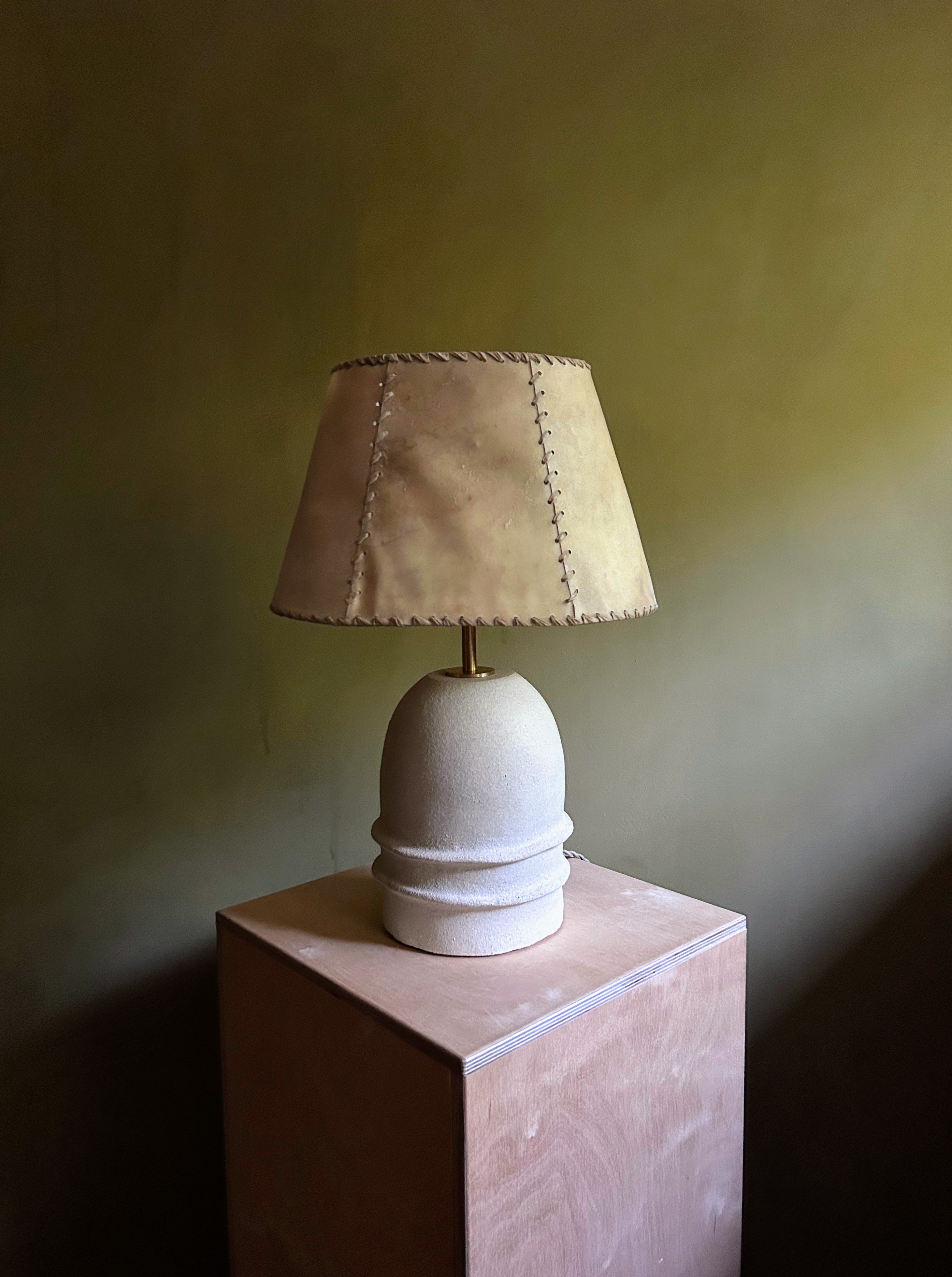 Oblong Ridge Lamp